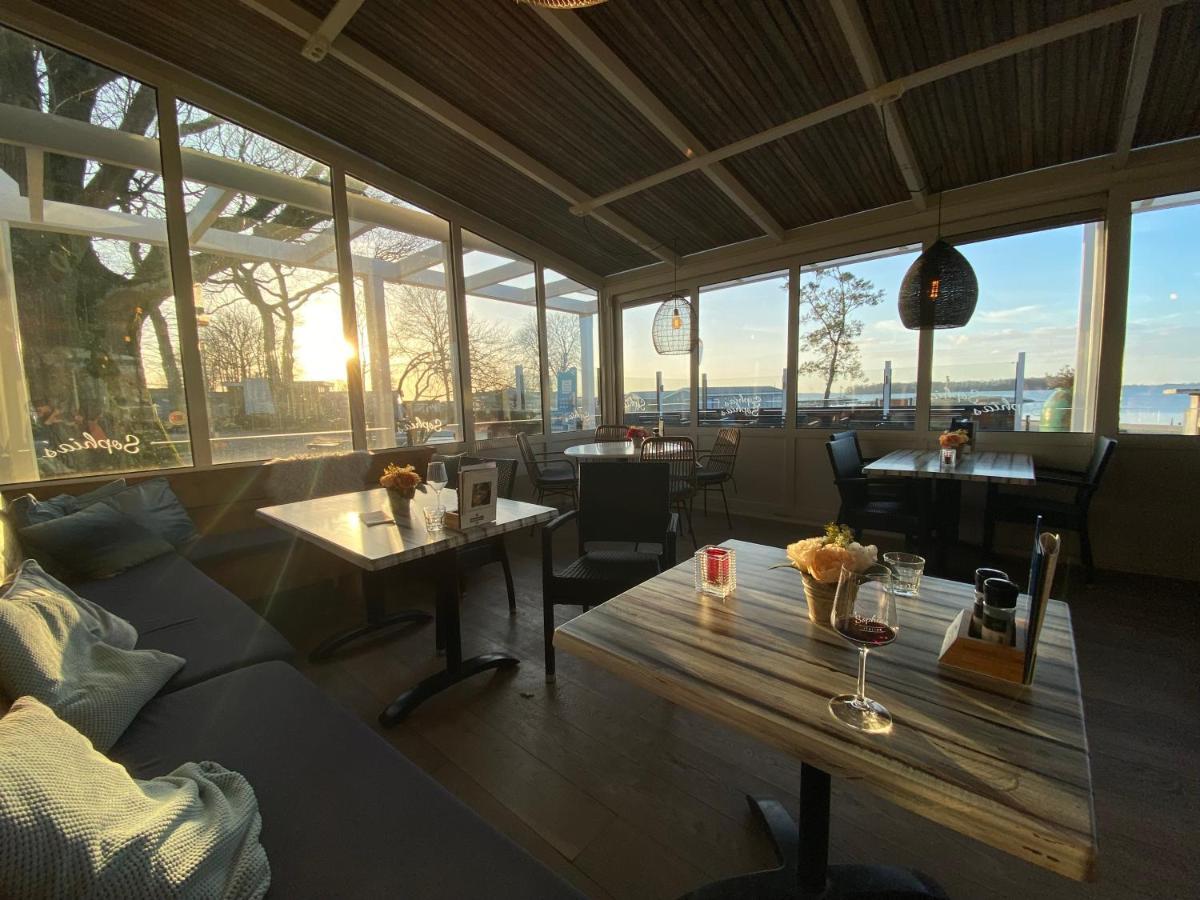 Green Villa In Bester Lage - Dachterrasse Mit Meerblick - Grosser Eingezaeunter Garten - Kinderfreundlich - Hunde Inklusive - 4 Sterne Resort - Direkt Am Strand - Pool Inklusive Hulshorst Екстер'єр фото