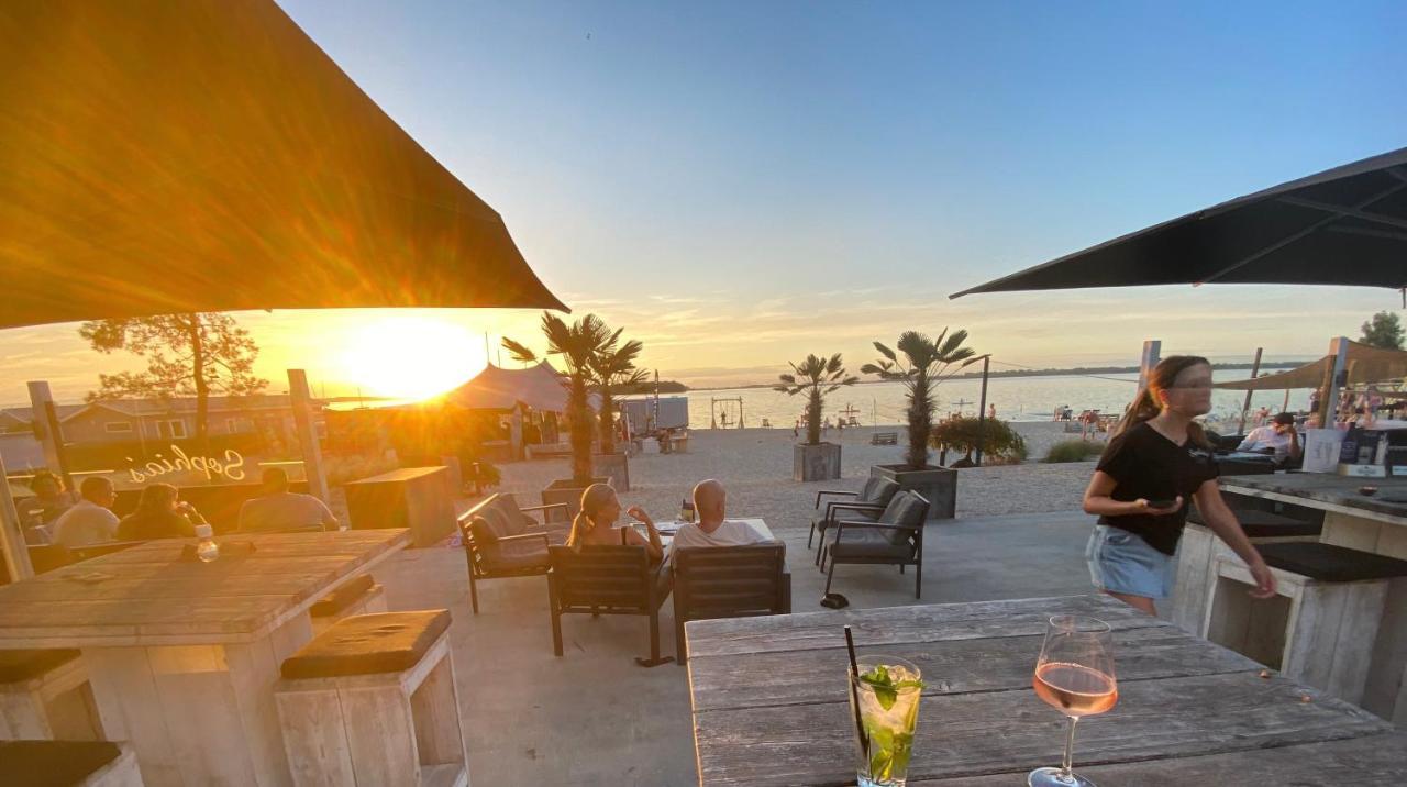 Green Villa In Bester Lage - Dachterrasse Mit Meerblick - Grosser Eingezaeunter Garten - Kinderfreundlich - Hunde Inklusive - 4 Sterne Resort - Direkt Am Strand - Pool Inklusive Hulshorst Екстер'єр фото